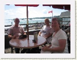 Daryl, Carol, Joy - Horseshoe Falls Niagara * 2592 x 1944 * (1.19MB)